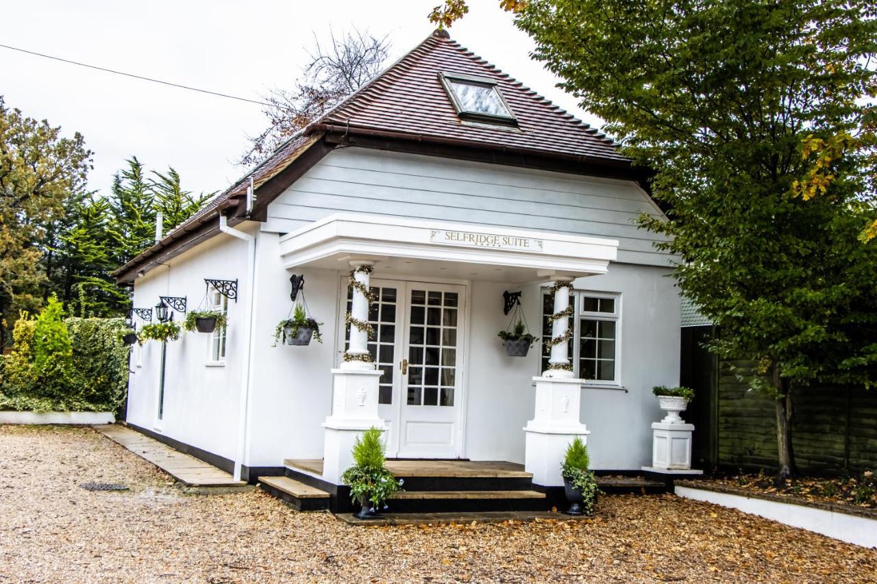 The Lord Bute Hotel Highcliffe Exterior photo